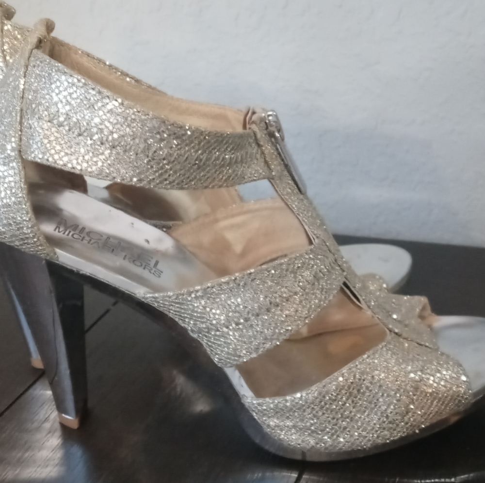 MK heels - Picture 5 of 5